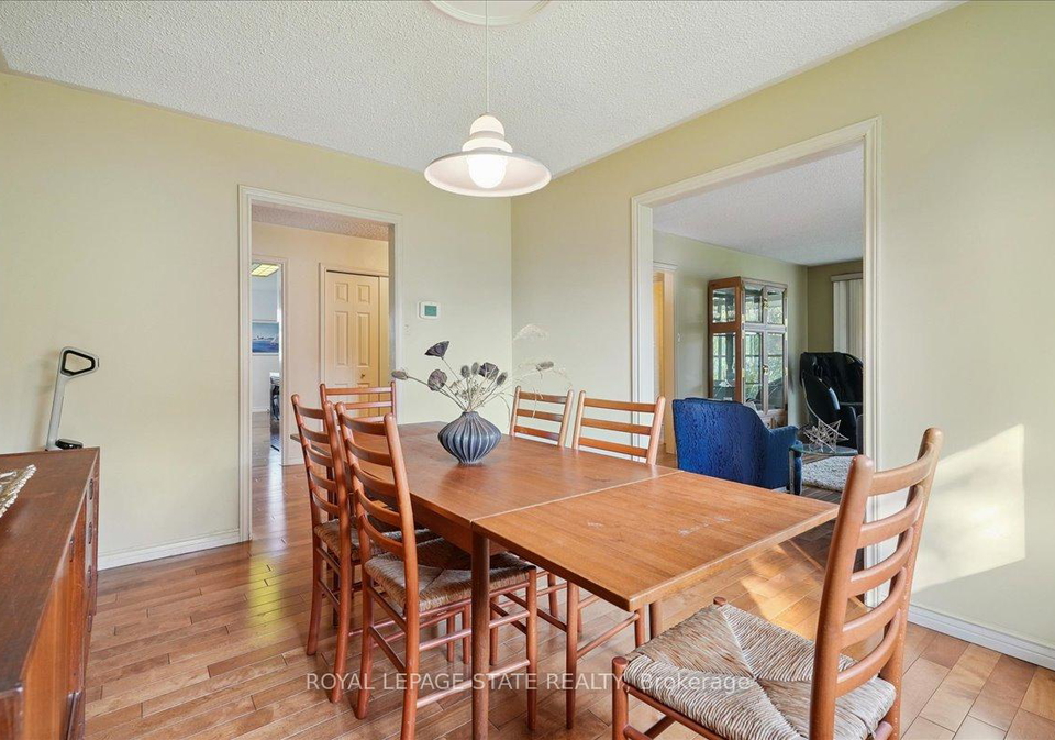 16-stella-court-hamilton-ontario-x12328420
