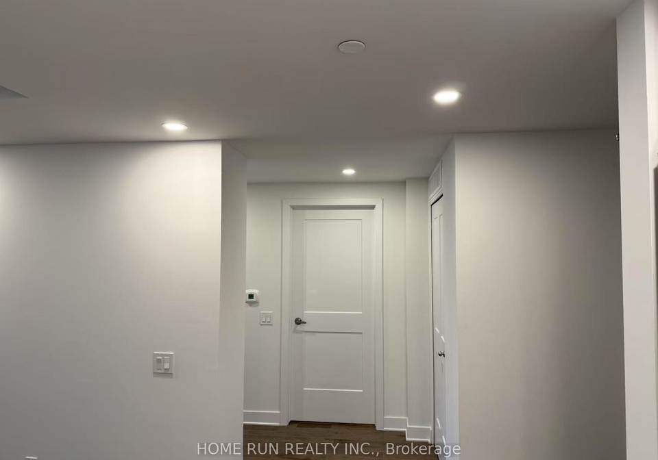 180-george-street-ottawa-ontario-x12328850