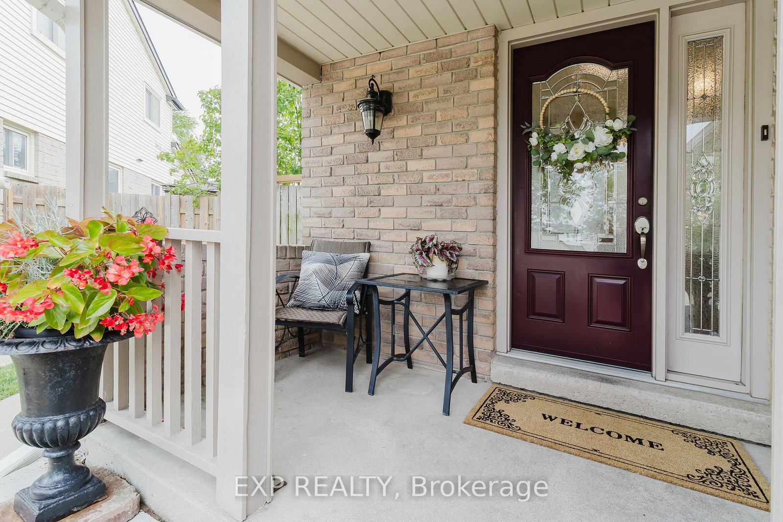 8-viva-court-hamilton-ontario-x12328858