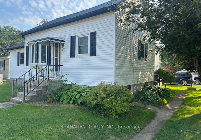 3195-river-street-brooke-alvinston-ontario-x12328859