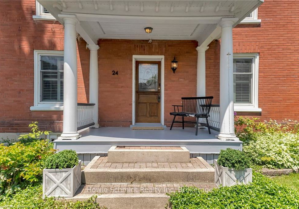 24-hall-street-north-dumfries-ontario-x12328862