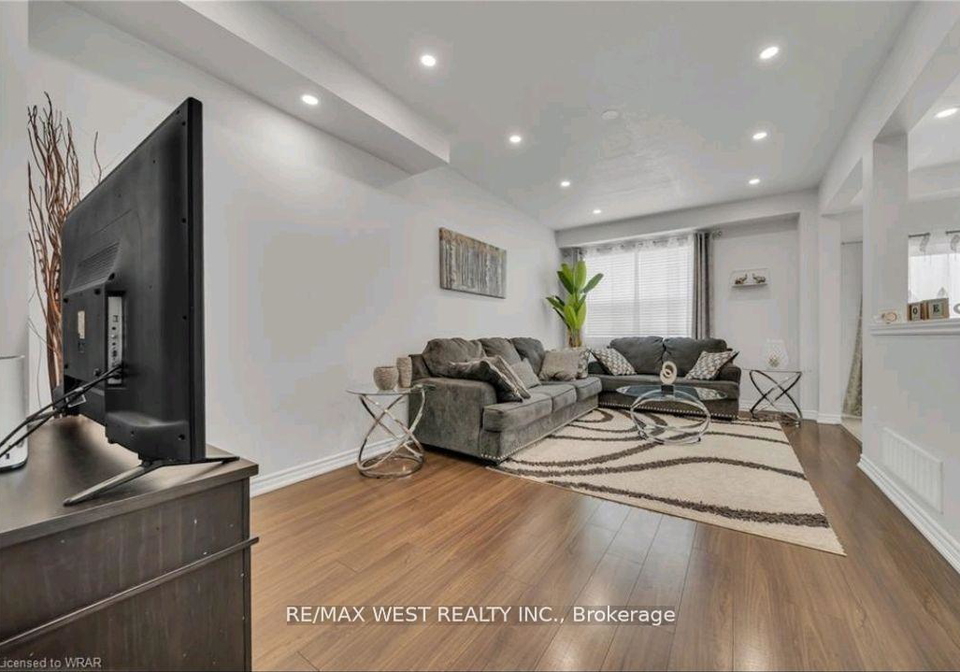 100-chester-drive-cambridge-ontario-x12328865