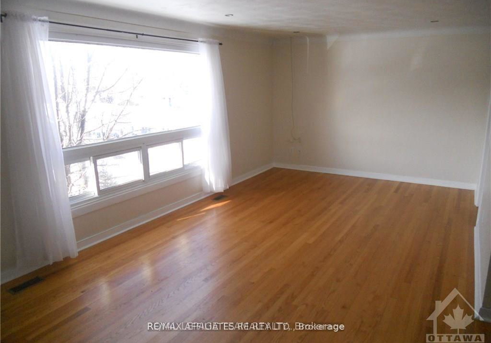 77-burland-street-ottawa-ontario-x12329028