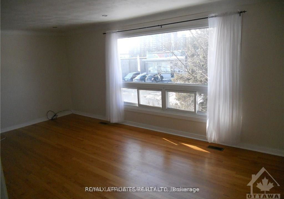 77-burland-street-ottawa-ontario-x12329030