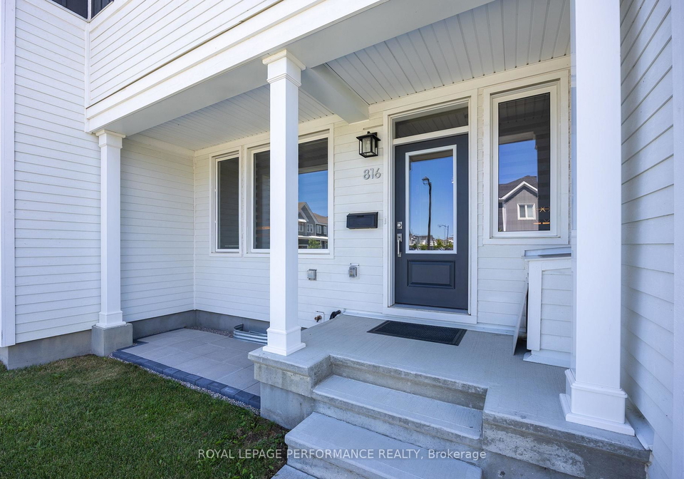 816-bascule-place-ottawa-ontario-x12329173