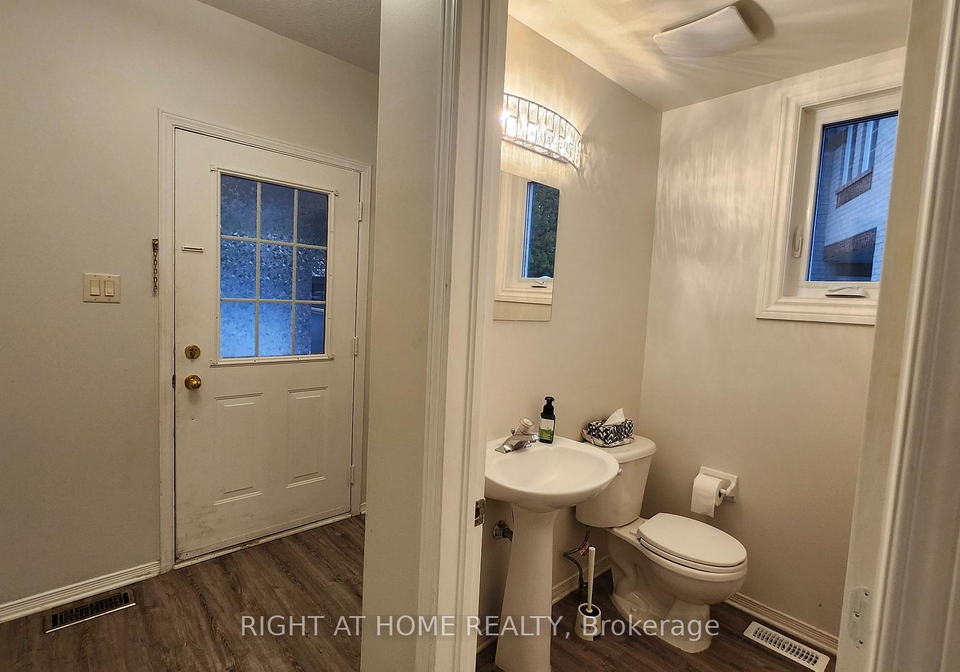 32-saffron-court-ottawa-ontario-x12329218