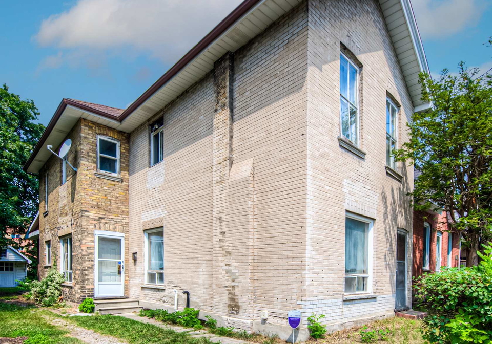 14-bond-street-brant-ontario-x12329237