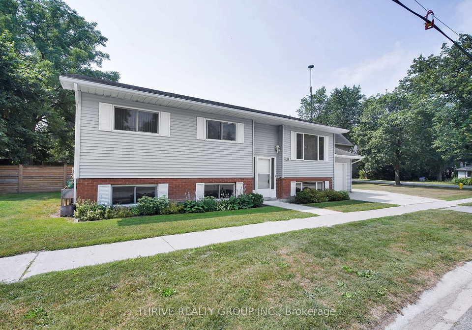 274-station-street-north-middlesex-ontario-x12329296