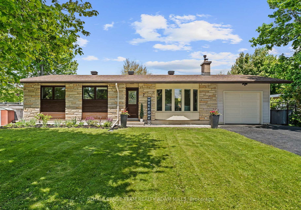 7-elterwater-avenue-ottawa-ontario-x12329447