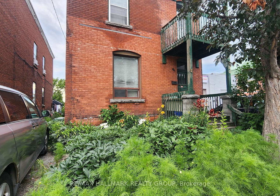 150-rochester-street-ottawa-ontario-x12329685