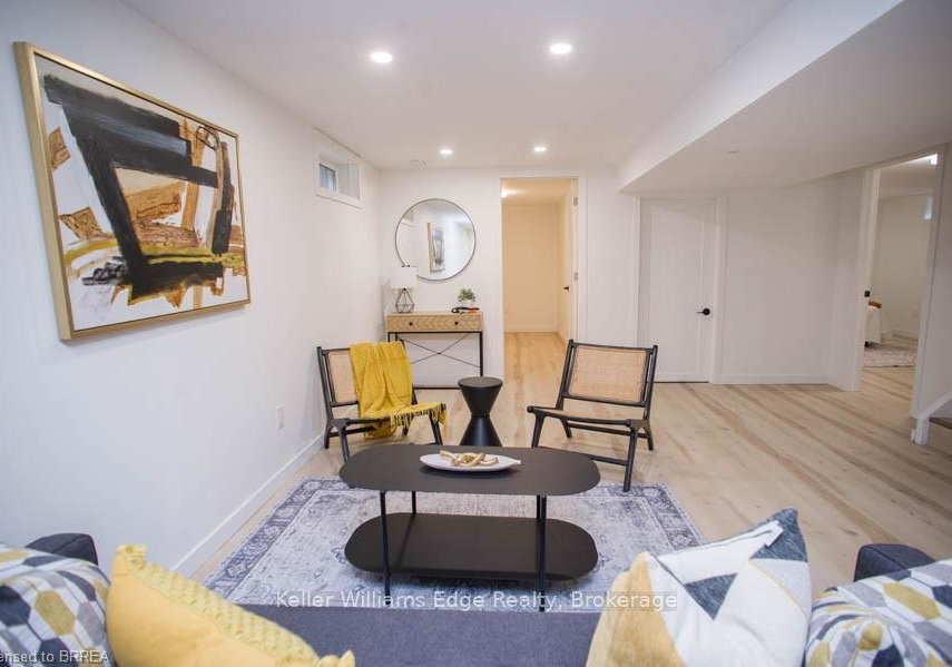 33-buckingham-street-brantford-ontario-x12329728