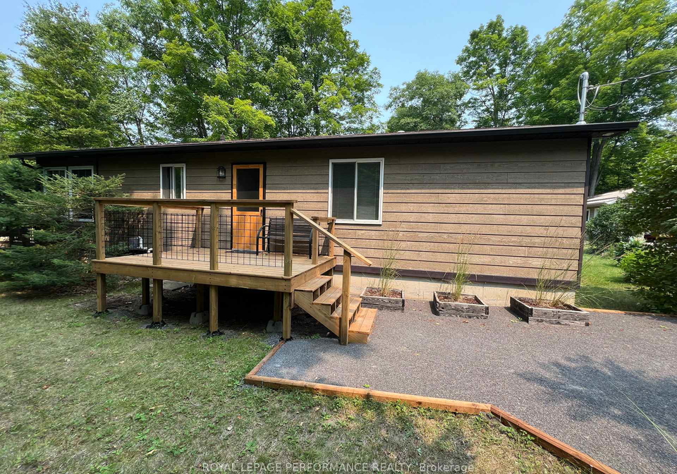126-lacourse-lane-lanark-highlands-ontario-x12329767
