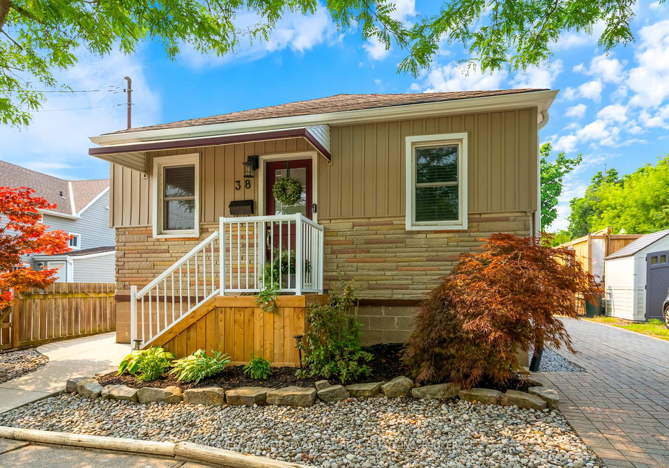 36-hamilton-street-st-catharines-ontario-x12329869