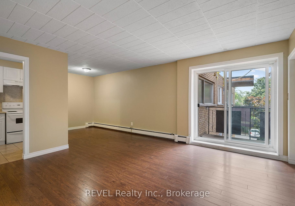 5964-barker-street-niagara-falls-ontario-x12329882