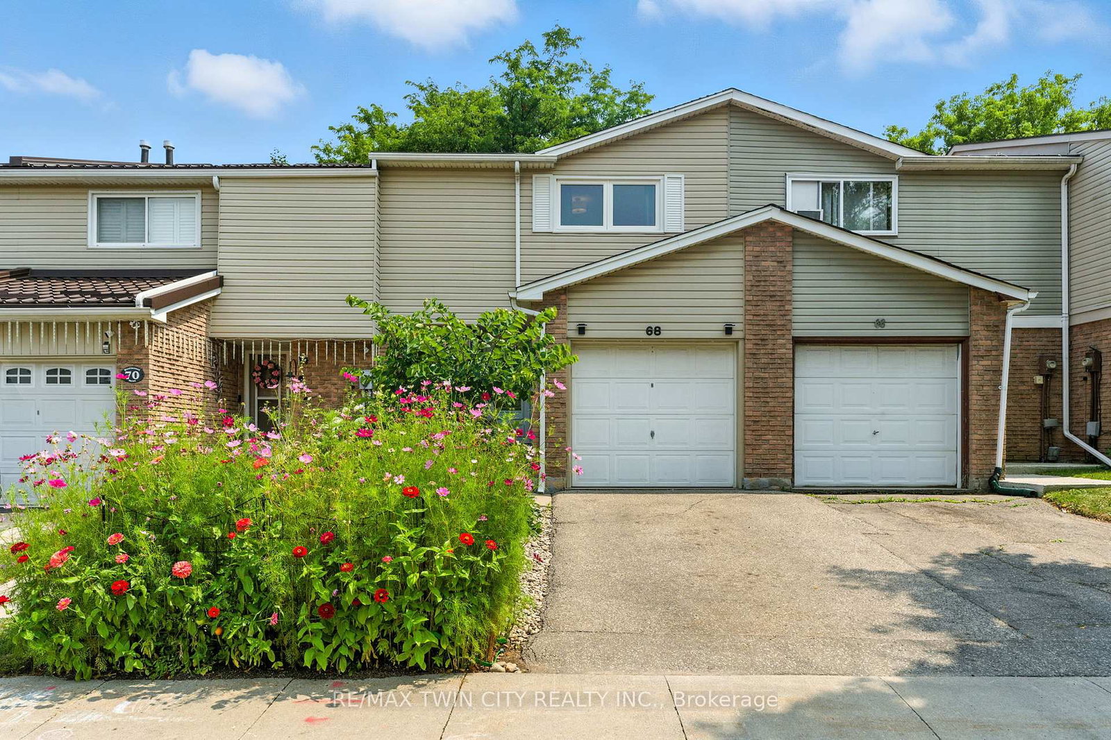 68-westmount-mews-cambridge-ontario-x12329883