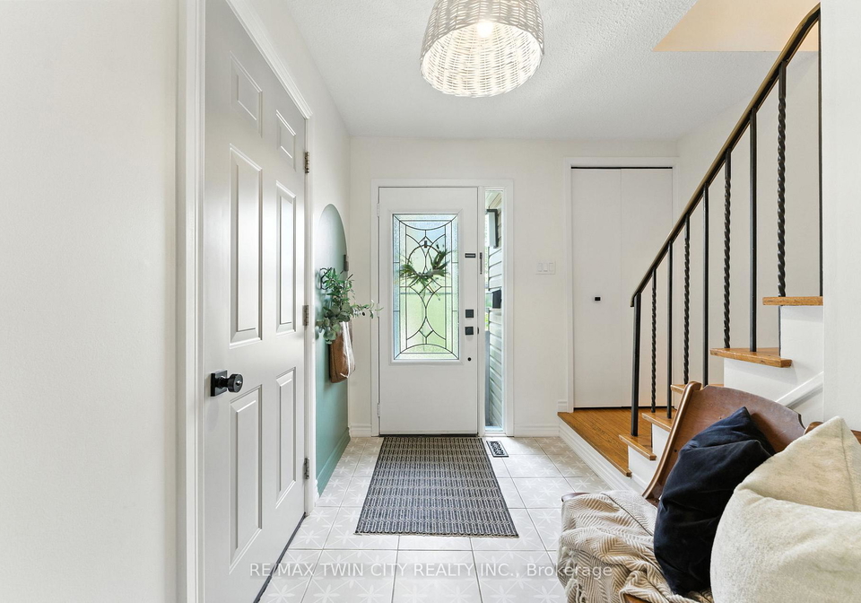 68-westmount-mews-cambridge-ontario-x12329883