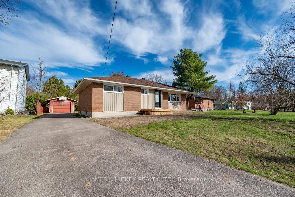 101-birch-street-deep-river-ontario-x12329976