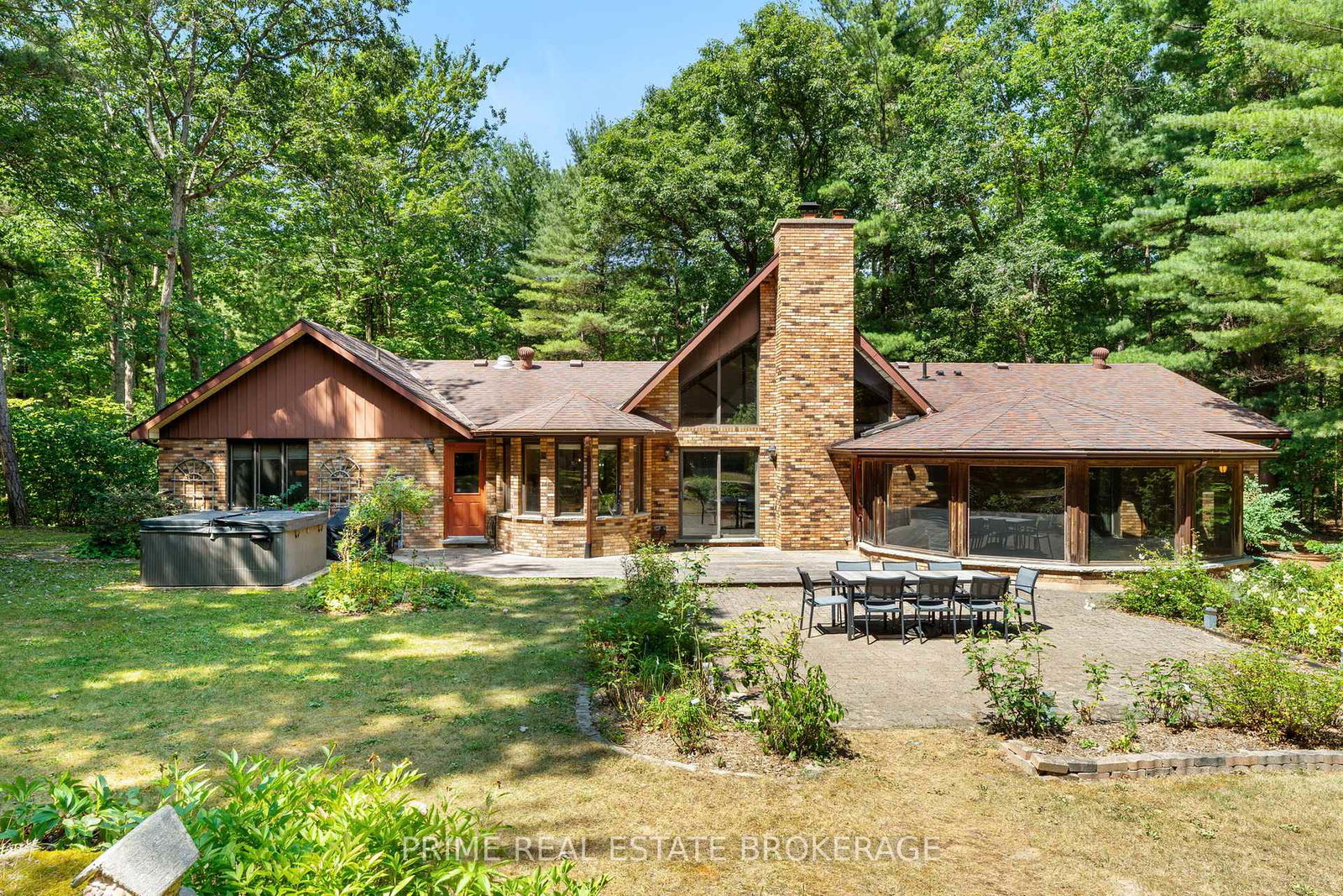 10342-beach-opines-road-lambton-shores-ontario-x12329988