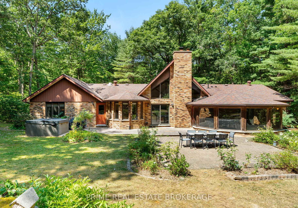 10342-beach-opines-road-lambton-shores-ontario-x12329988