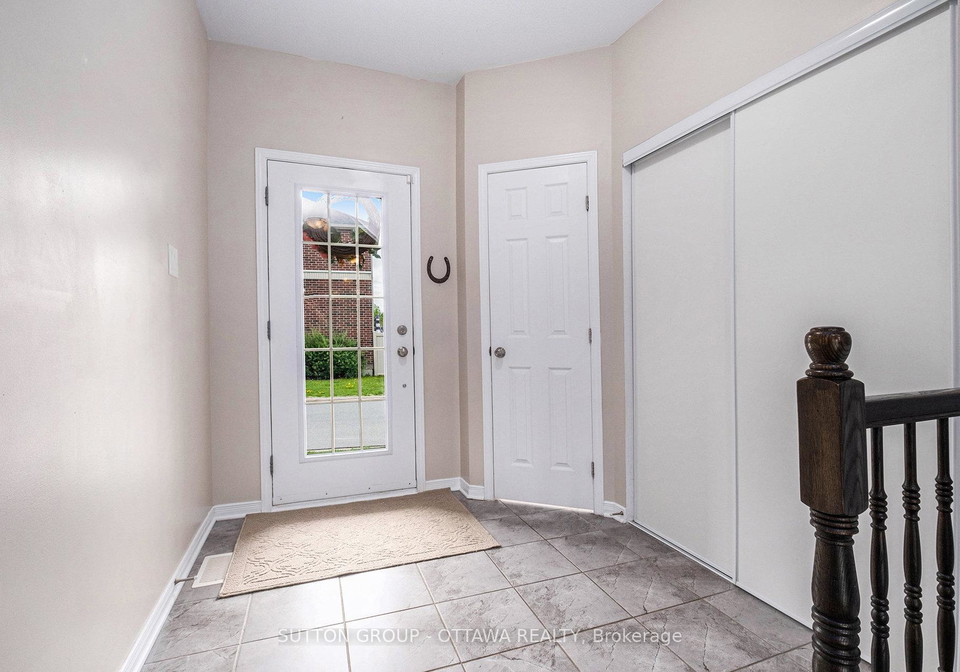 100-camden-private-ottawa-ontario-x12329995