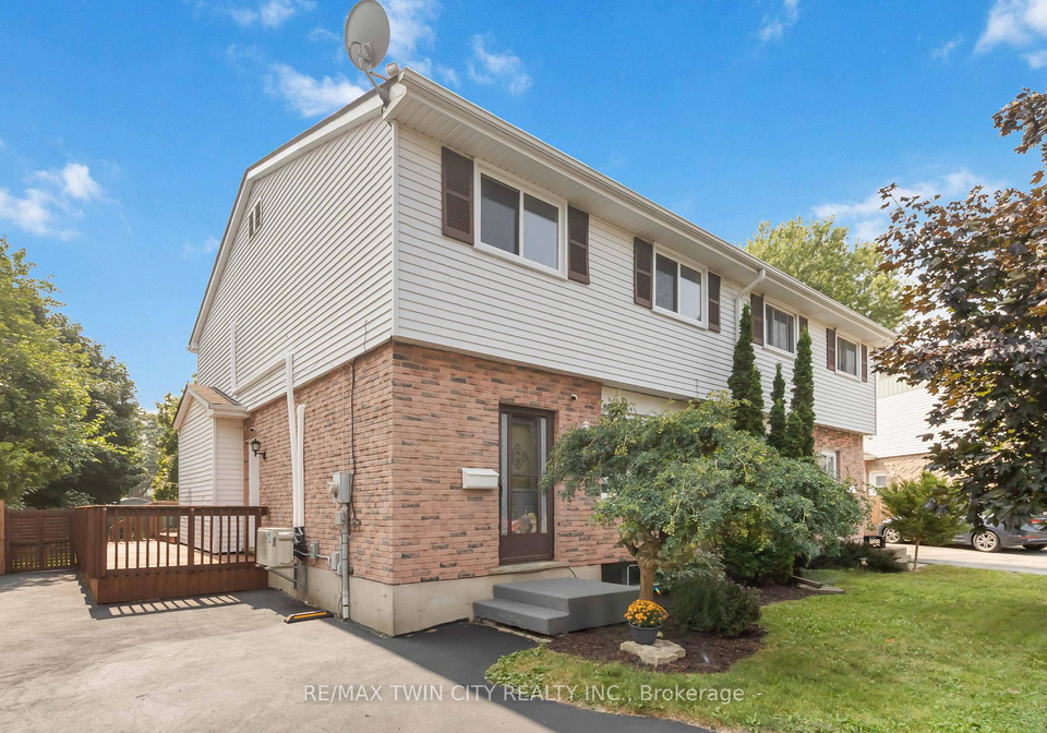 52-debby-crescent-brantford-ontario-x12330074