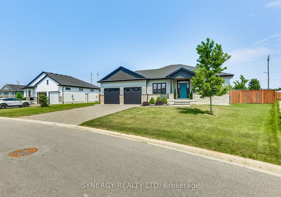 547-scenic-court-warwick-ontario-x12330109