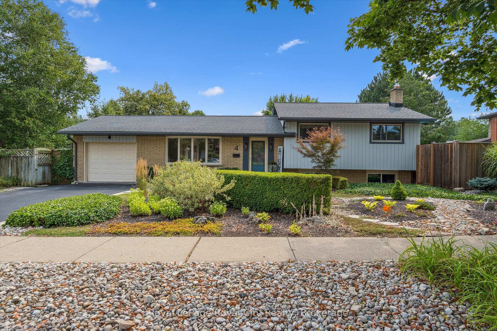 4-carnaby-crescent-guelph-ontario-x12330195