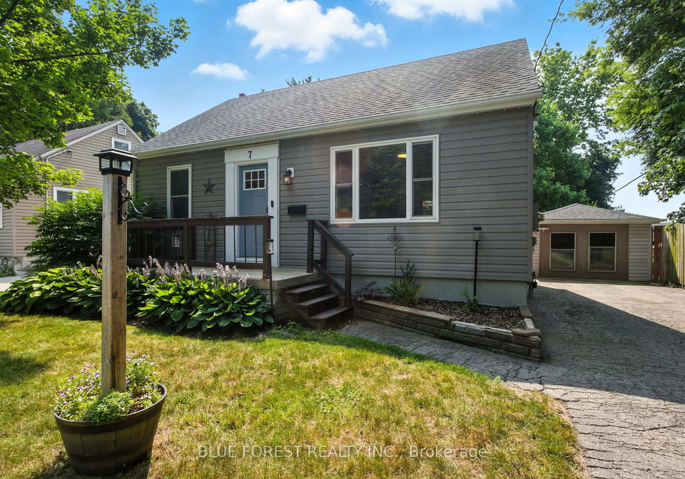 7-magee-street-london-east-ontario-x12330259
