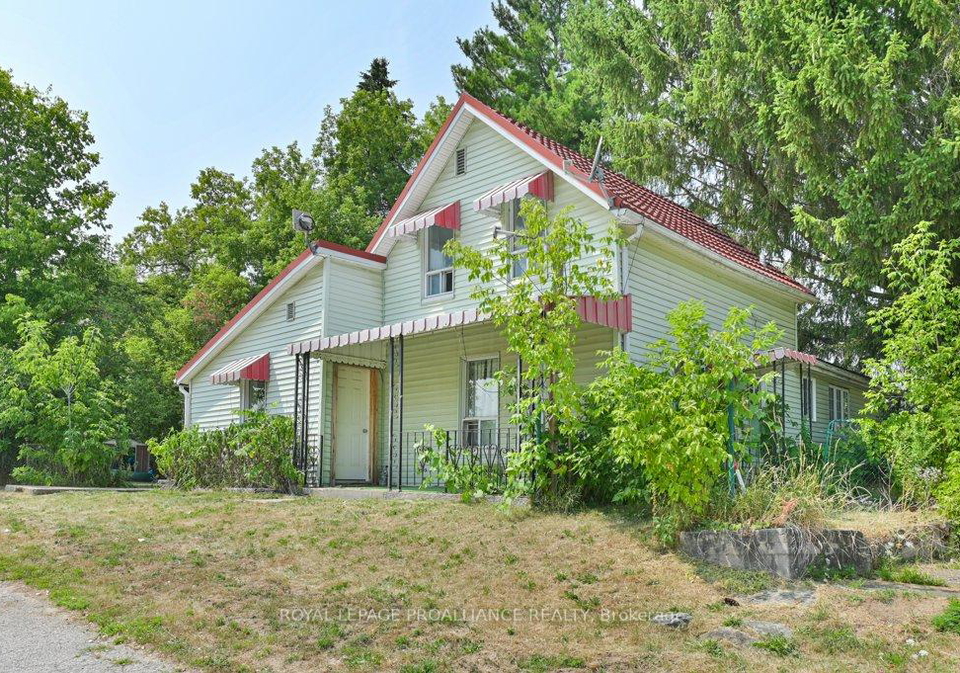 100-james-street-n-tweed-ontario-x12330373