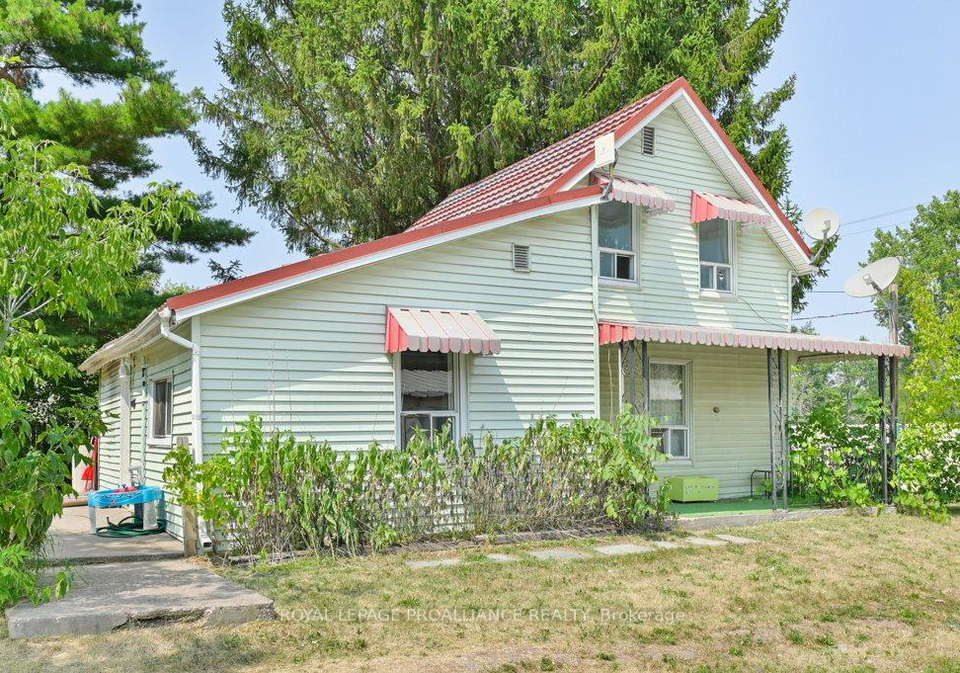 100-james-street-n-tweed-ontario-x12330373