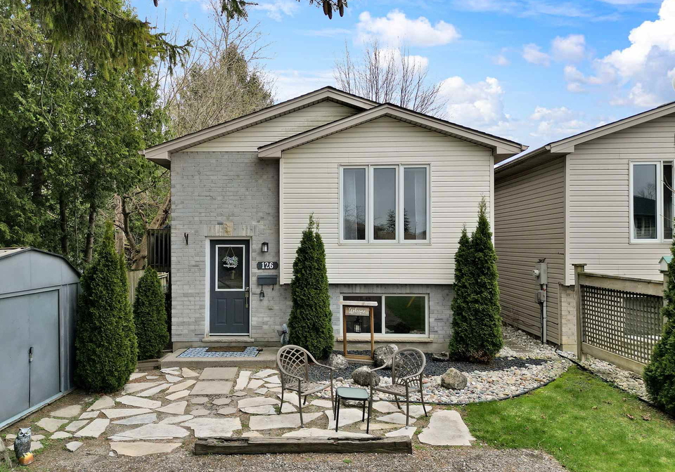 126-scott-street-e-strathroy-caradoc-ontario-x12330525