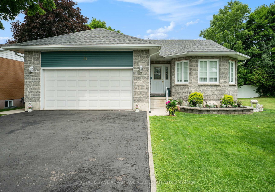31-george-avenue-perth-ontario-x12330530