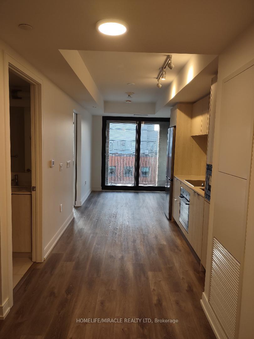 1-jarvis-street-hamilton-ontario-x12330566