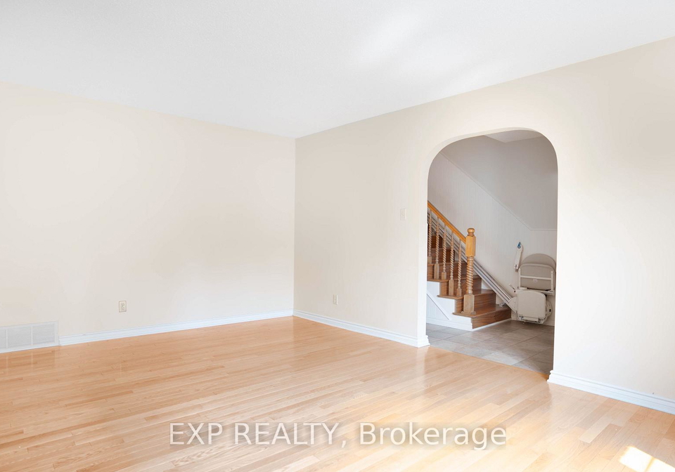 165-mcclellan-road-ottawa-ontario-x12330567