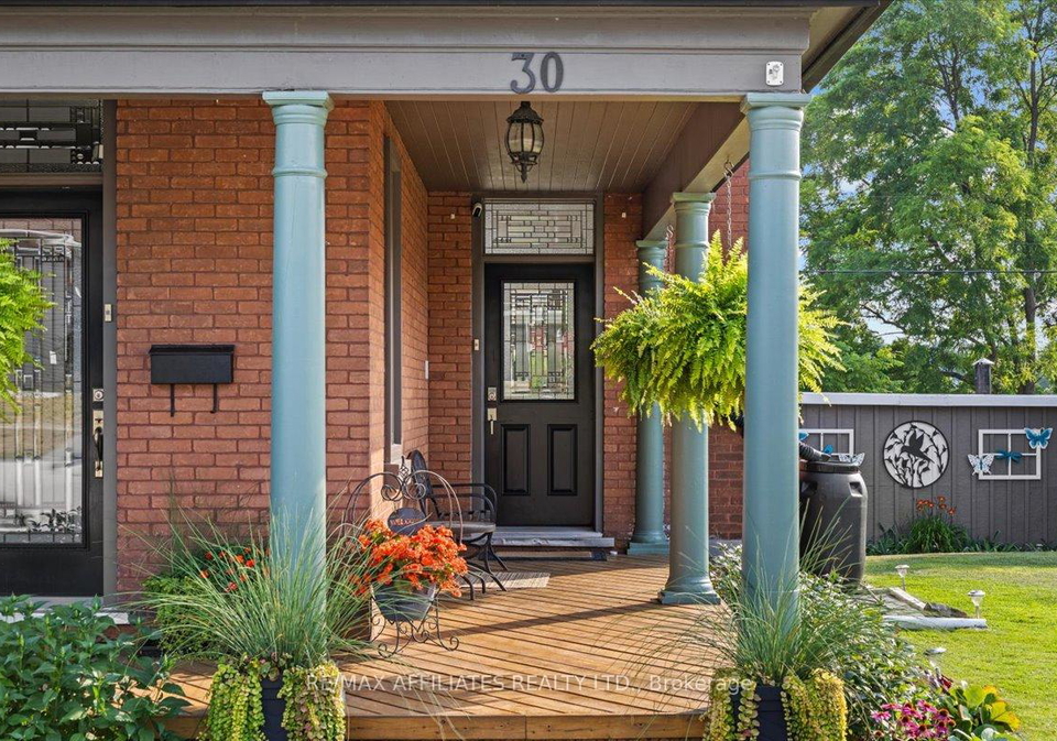 30-queen-street-smiths-falls-ontario-x12330576
