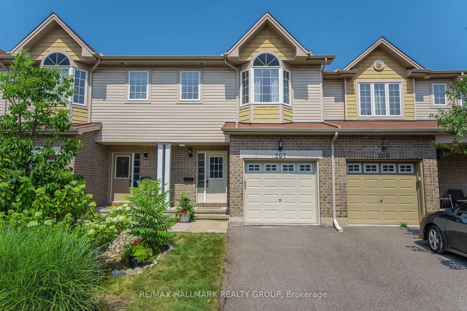 207-cityview-crescent-ottawa-ontario-x12330643
