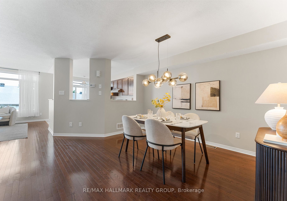 207-cityview-crescent-ottawa-ontario-x12330643