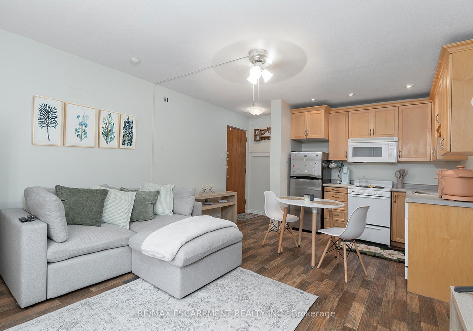 1759-king-street-e-hamilton-ontario-x12330749