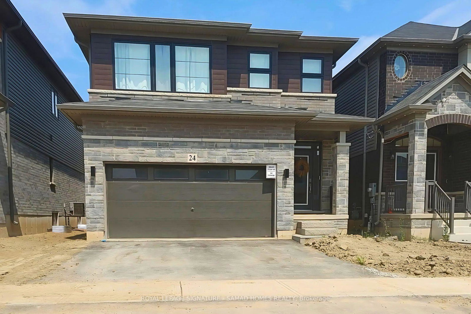 24-holder-drive-brantford-ontario-x12330767
