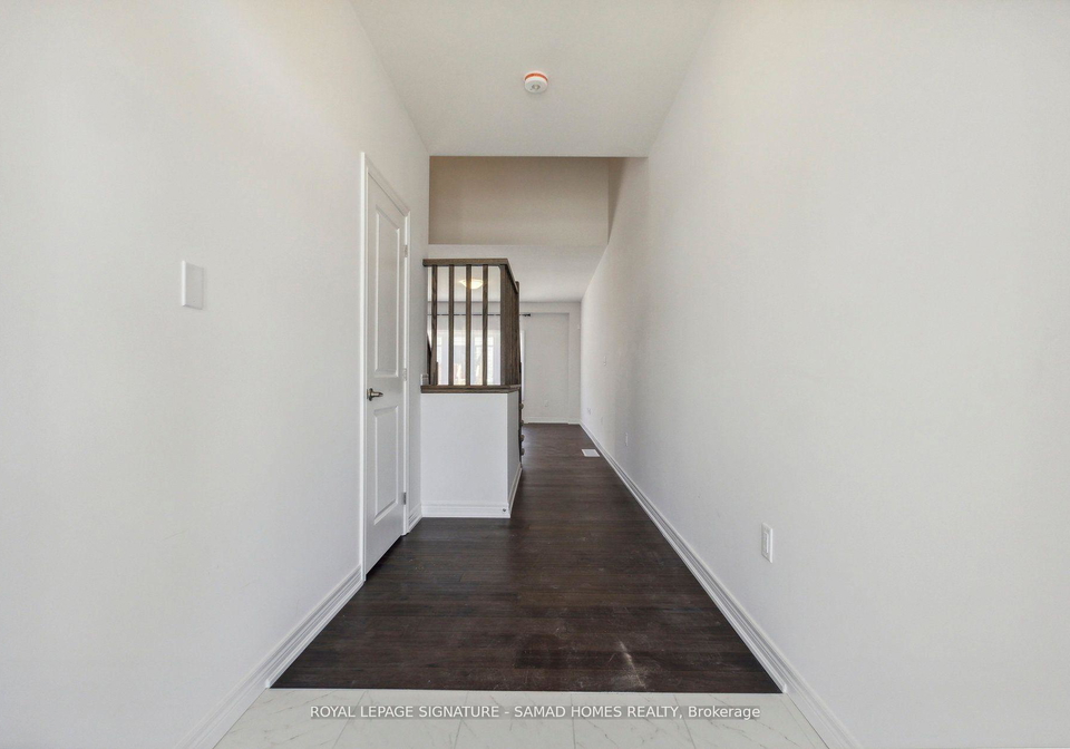 24-holder-drive-brantford-ontario-x12330767