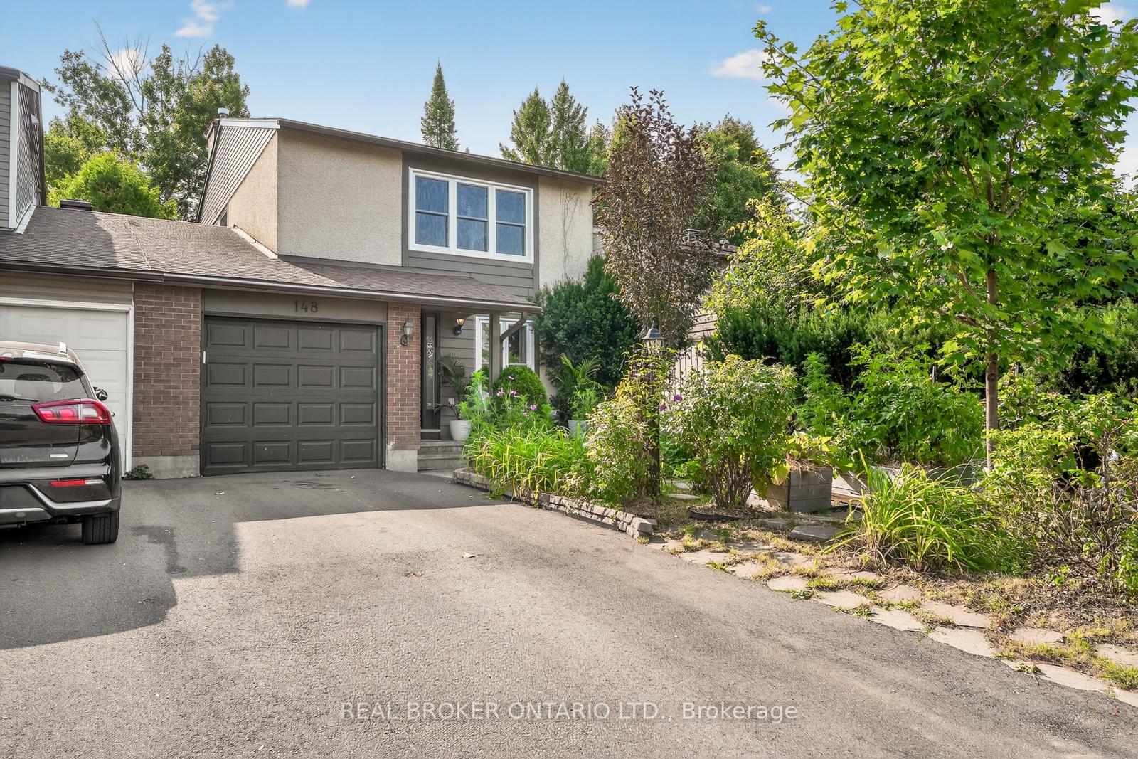 148-burnetts-grove-circle-ottawa-ontario-x12330847