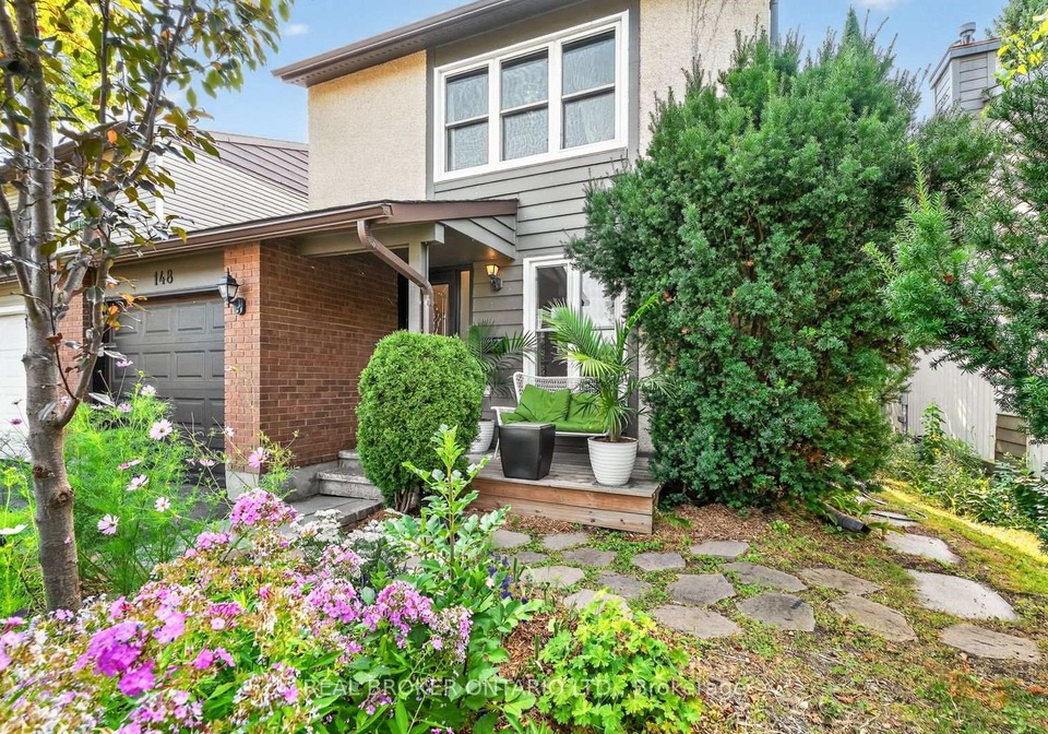 148-burnetts-grove-circle-ottawa-ontario-x12330847