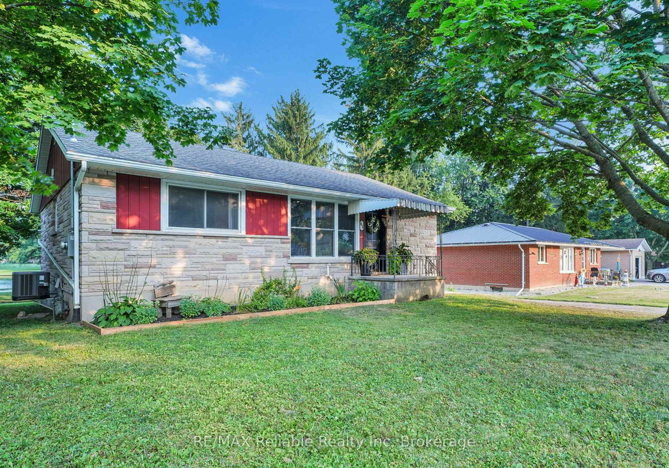 61-east-street-central-huron-ontario-x12330921