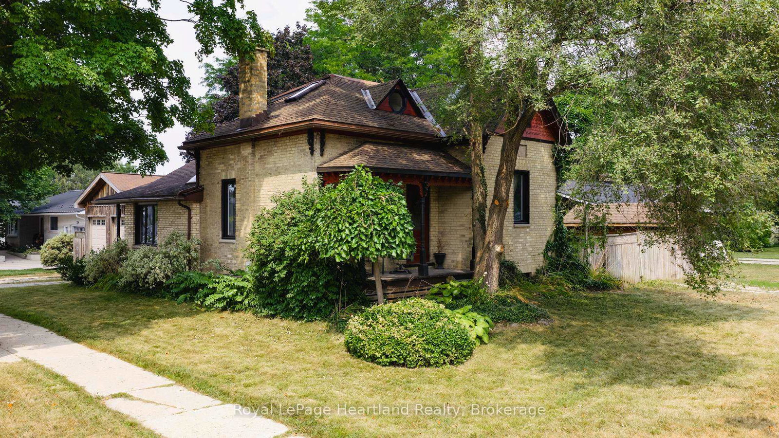 30-waterloo-street-south-huron-ontario-x12331012