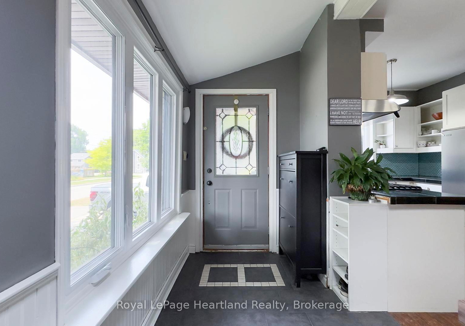 30-waterloo-street-south-huron-ontario-x12331012