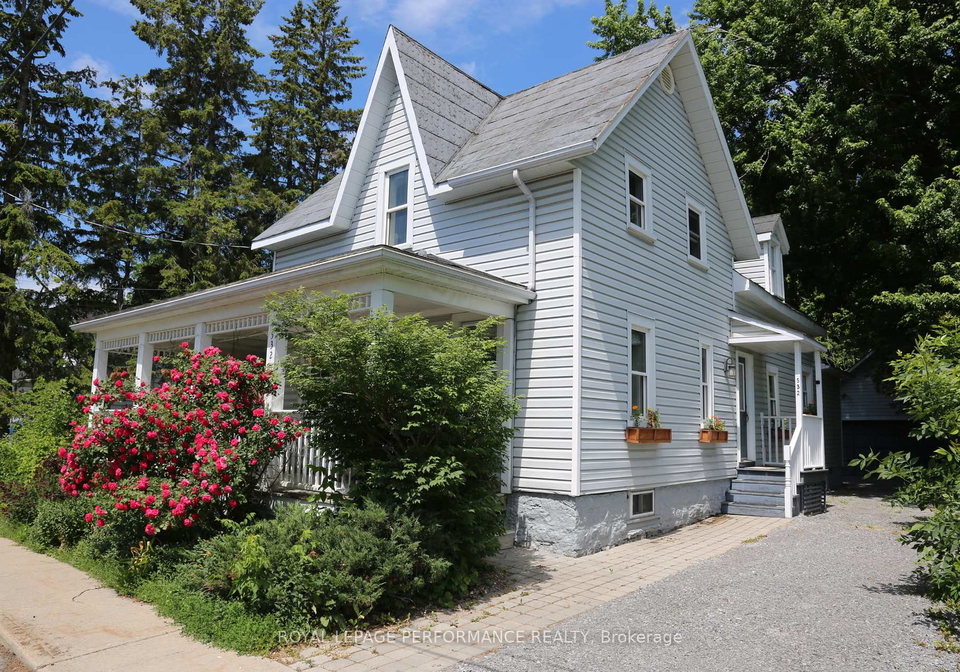 532-church-street-north-dundas-ontario-x12331250