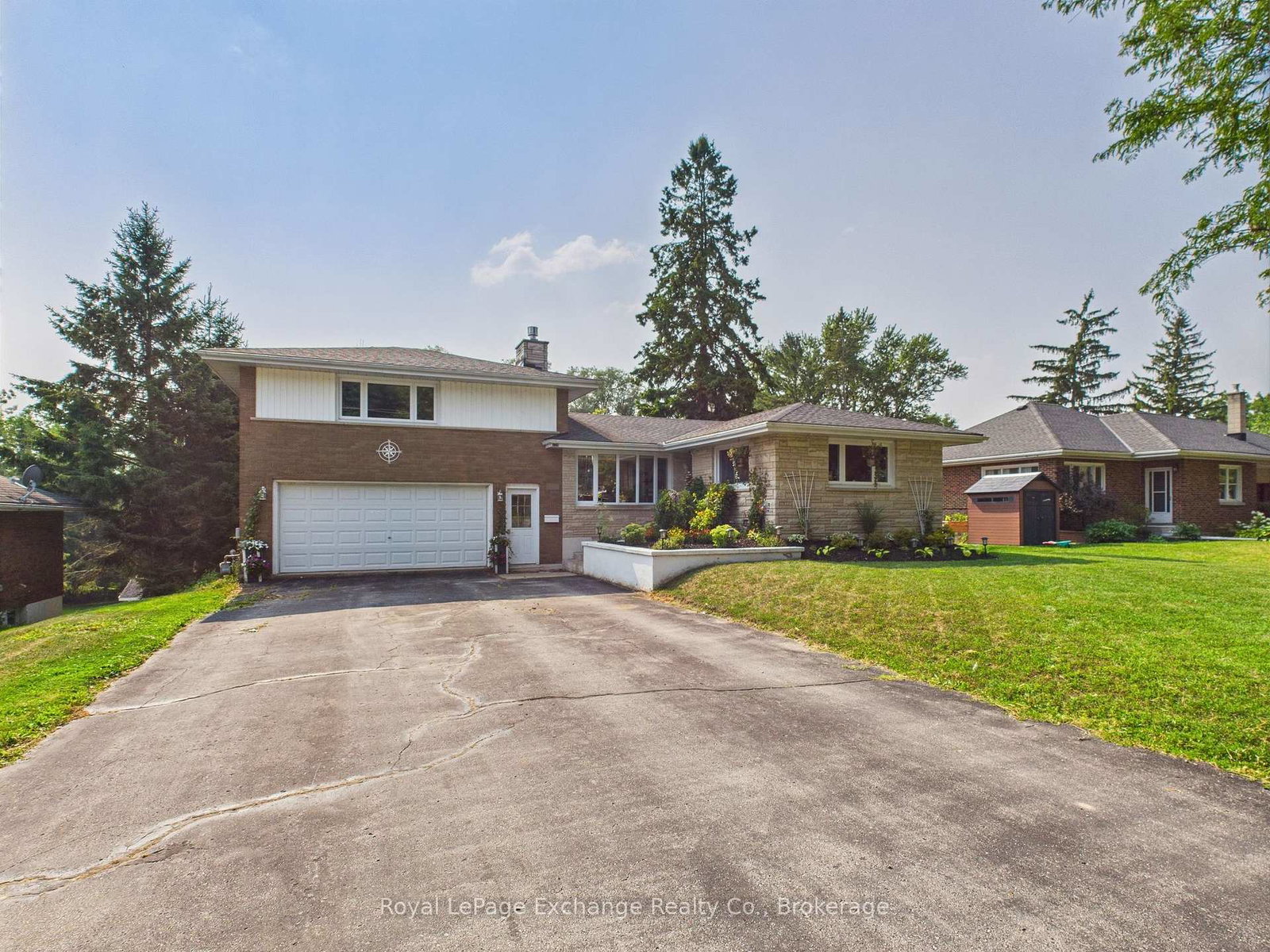 176-diagonal-road-north-huron-ontario-x12331519