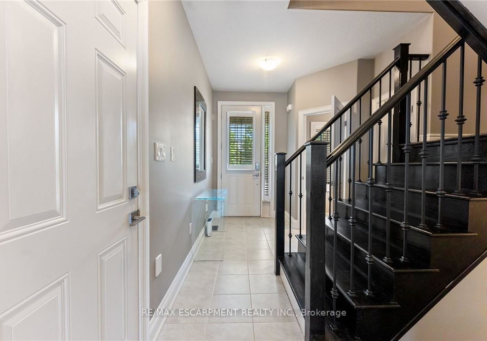57-sexton-crescent-hamilton-ontario-x12331884