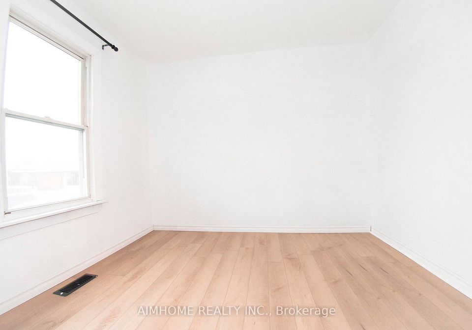 160-ivon-avenue-hamilton-ontario-x12332099