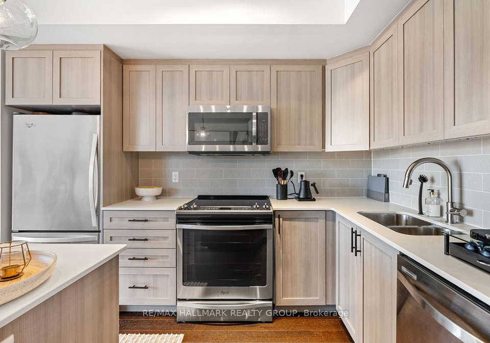 411-mackay-street-ottawa-ontario-x12332139